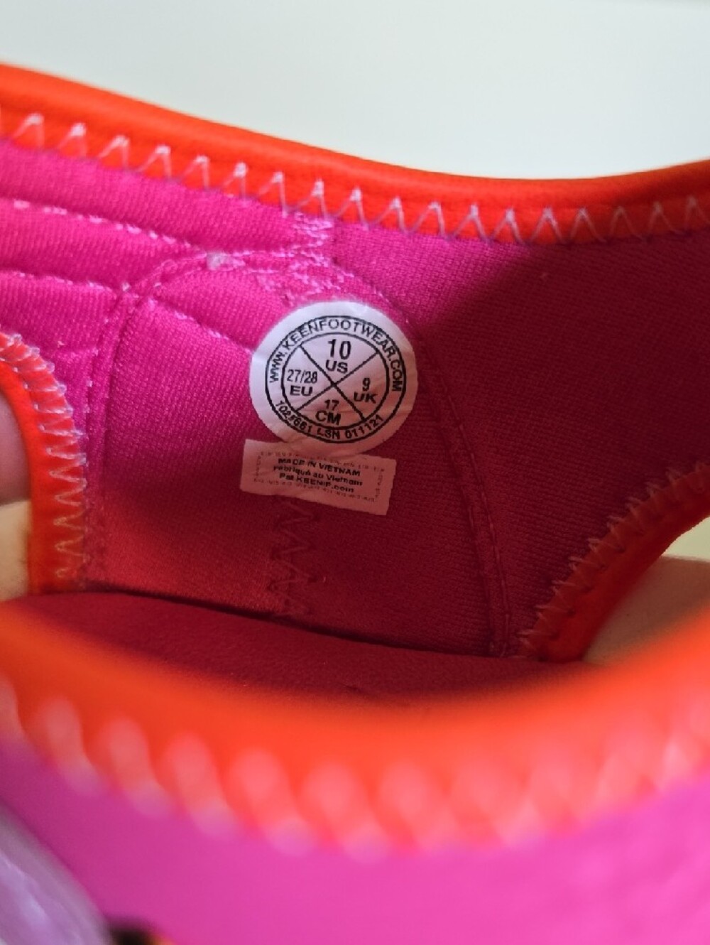 Keen EUC Kids Bright Pink & Orange Trim Hook-and-Loop Sandals Size 10 Toddler - Picture 2 of 5